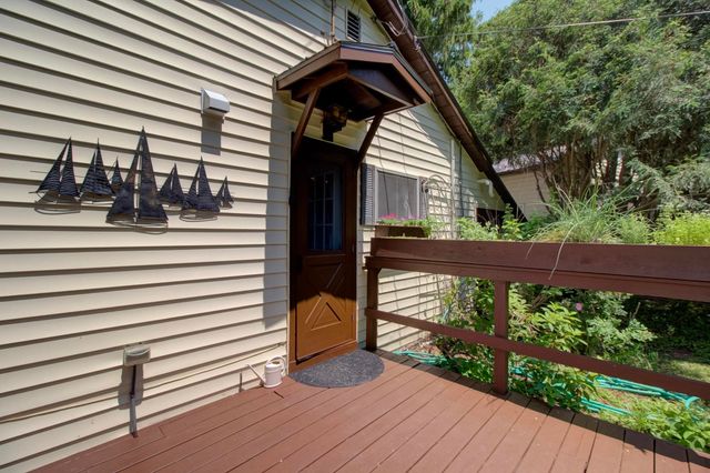 1160 Blockhouse Point Road, North Hero, VT 05474