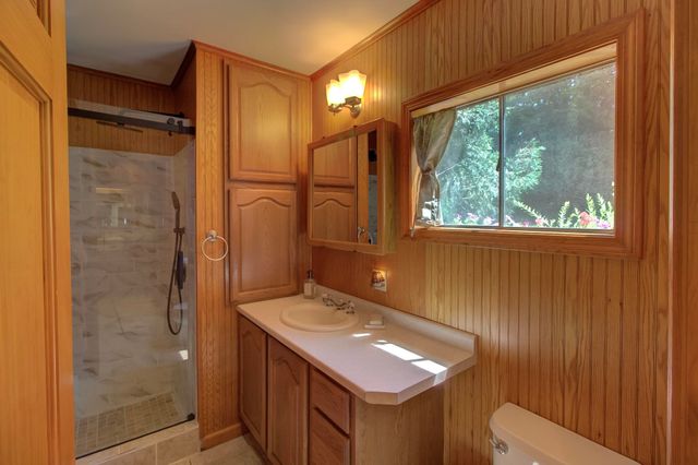 1160 Blockhouse Point Road, North Hero, VT 05474