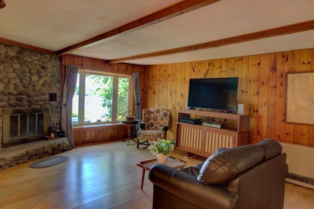1160 Blockhouse Point Road, North Hero, VT 05474