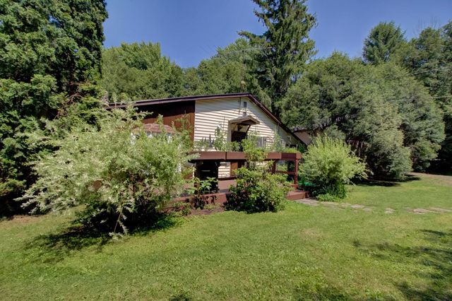 1160 Blockhouse Point Road, North Hero, VT 05474
