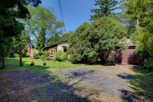 1160 Blockhouse Point Road, North Hero, VT 05474