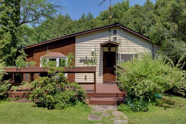 1160 Blockhouse Point Road, North Hero, VT 05474