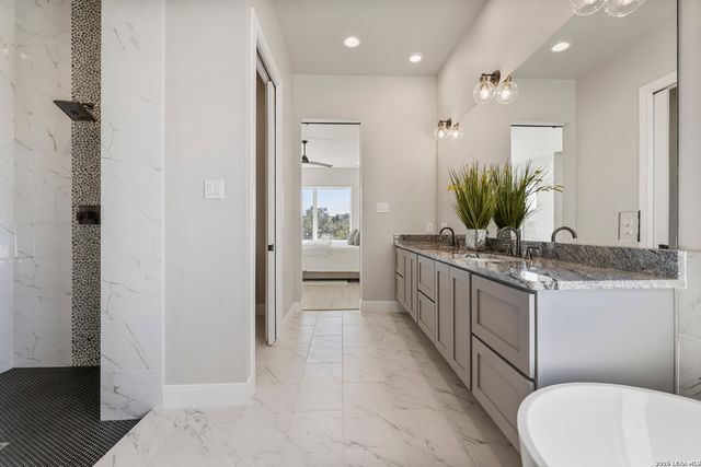 541 CANTERA RIDGE, New Braunfels, TX 78132