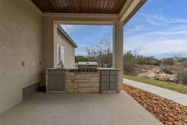 541 CANTERA RIDGE, New Braunfels, TX 78132