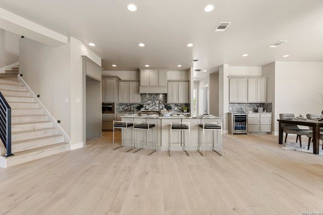 541 CANTERA RIDGE, New Braunfels, TX 78132