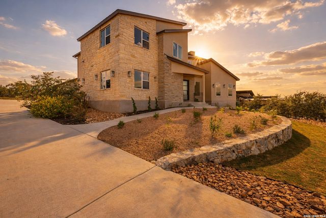 541 CANTERA RIDGE, New Braunfels, TX 78132