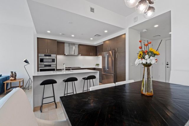 301 West Ave 2708, Austin, TX 78701