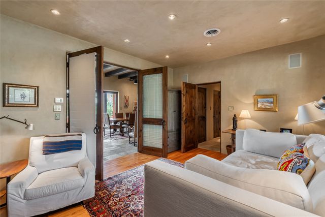 6 Lugar De Madison, Santa Fe, NM 87506