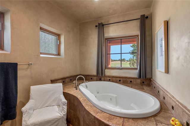 6 Lugar De Madison, Santa Fe, NM 87506