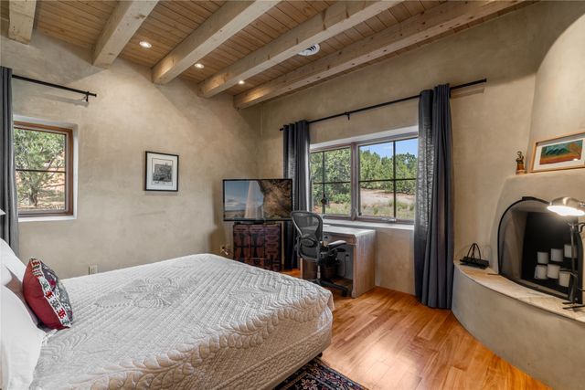 6 Lugar De Madison, Santa Fe, NM 87506