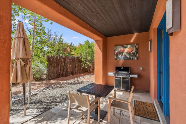 6 Lugar De Madison, Santa Fe, NM 87506