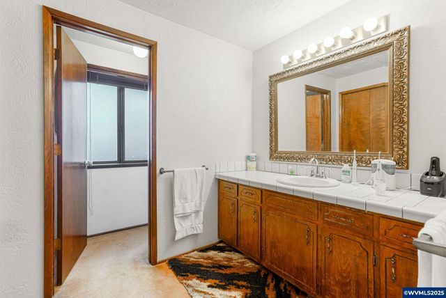 3623 Myrla Ct S, Salem, OR 97302