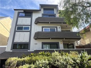 1131 12th 104, Santa Monica, CA 90403