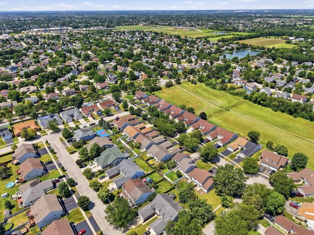 4314 River Glen Drive, Joliet, IL 60431