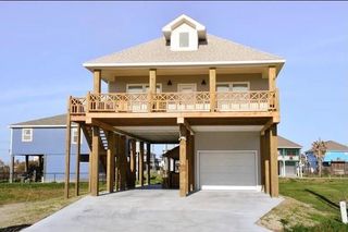 978 Tidelands Drive, Port Bolivar, TX 77650