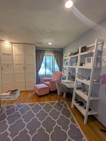 470 South, Needham, MA 02492