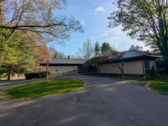 470 South, Needham, MA 02492