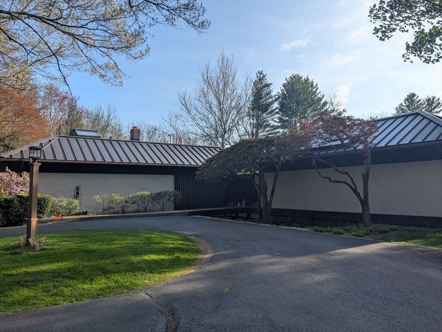 470 South, Needham, MA 02492