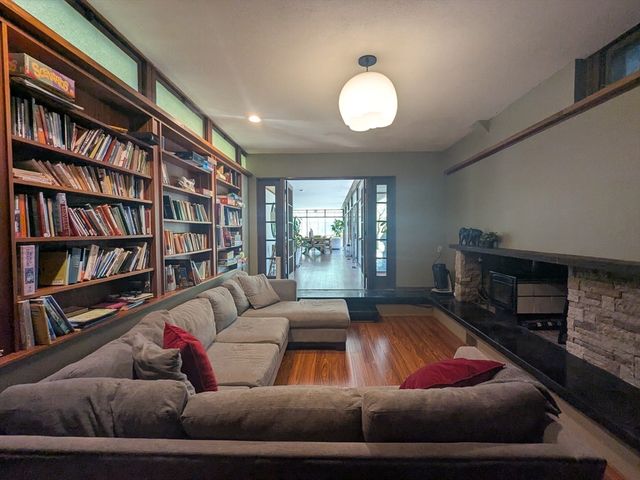 470 South, Needham, MA 02492