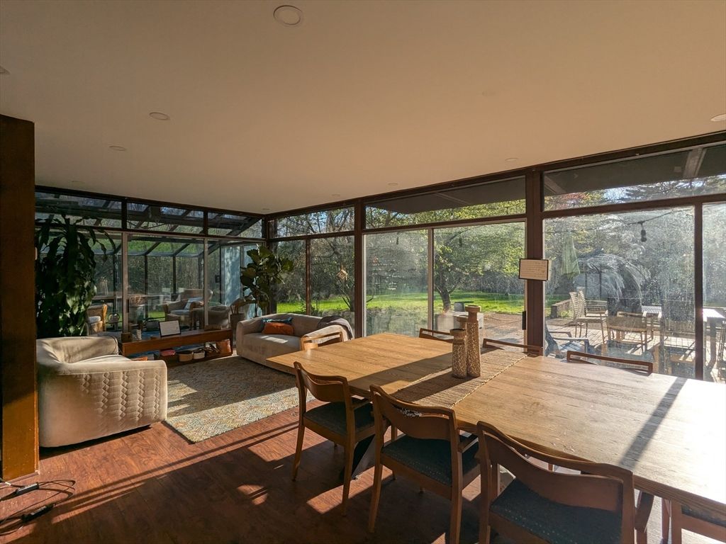 470 South, Needham, MA 02492