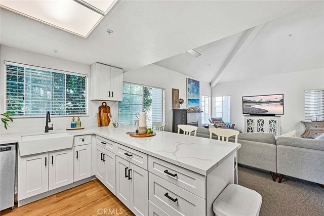 4561 Warner 201, Huntington Beach, CA 92649