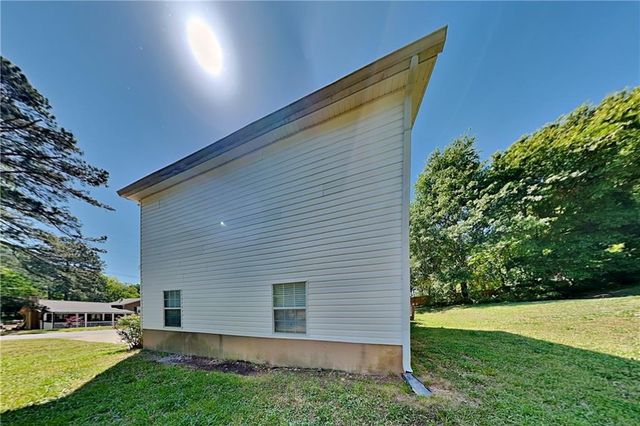 4956 W Ridge Drive, Douglasville, GA 30135