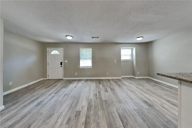 4956 W Ridge Drive, Douglasville, GA 30135