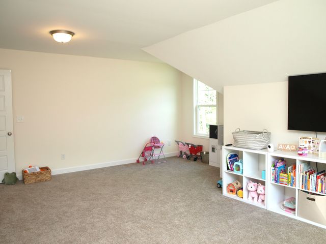 373 Abingdon Farms Drive, Selma, NC 27576