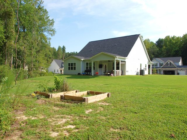 373 Abingdon Farms Drive, Selma, NC 27576
