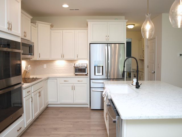 373 Abingdon Farms Drive, Selma, NC 27576