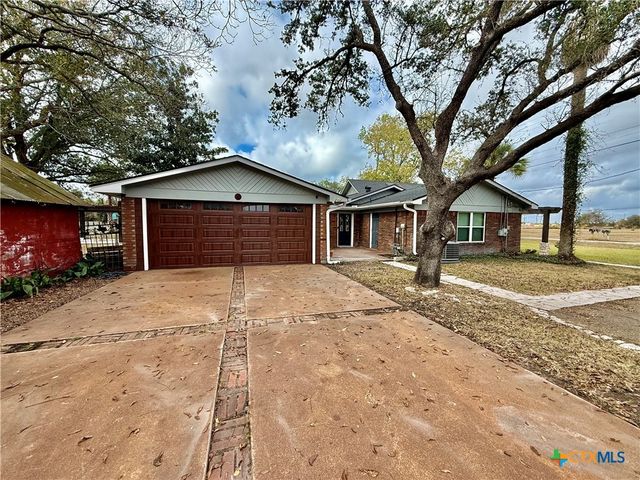 20 Hambleton Road, Victoria, TX 77905