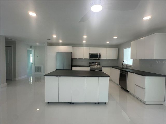 230 ANNAPOLIS LANE, Rotonda West, FL 33947