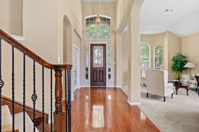 1192 Oak Hill Lane, Murphy, TX 75094