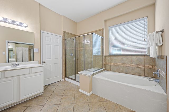 1192 Oak Hill Lane, Murphy, TX 75094