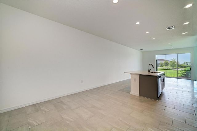 2206 WASHINGTON PALM COURT, Bradenton, FL 34212