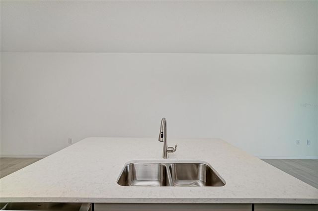 2206 WASHINGTON PALM COURT, Bradenton, FL 34212