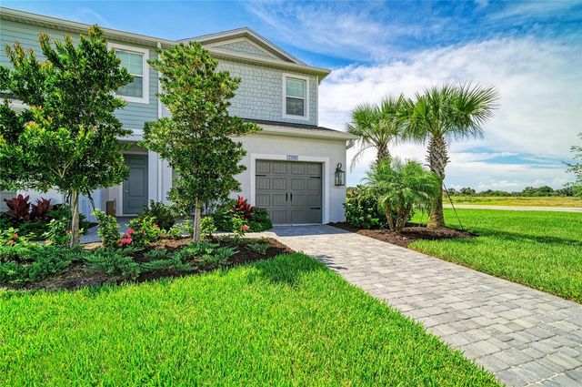 2206 WASHINGTON PALM COURT, Bradenton, FL 34212