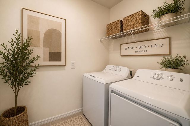 2206 WASHINGTON PALM COURT, Bradenton, FL 34212