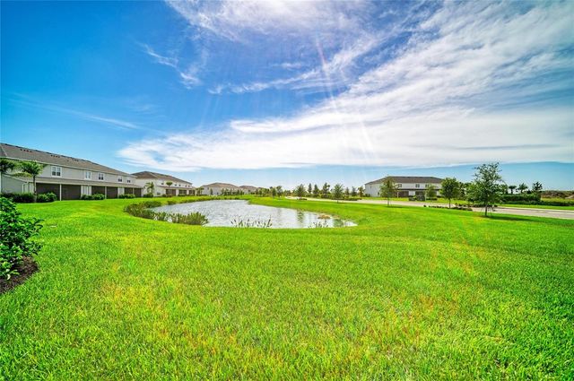 2206 WASHINGTON PALM COURT, Bradenton, FL 34212