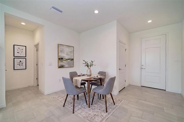 2206 WASHINGTON PALM COURT, Bradenton, FL 34212