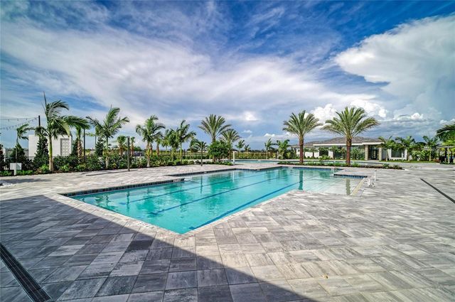 2206 WASHINGTON PALM COURT, Bradenton, FL 34212