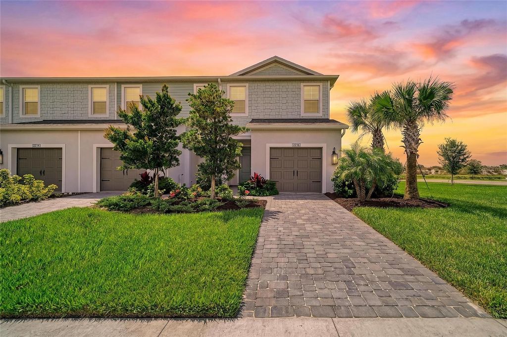 2206 WASHINGTON PALM COURT, Bradenton, FL 34212