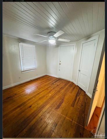 3120 W Lee St, Pensacola, FL 32507