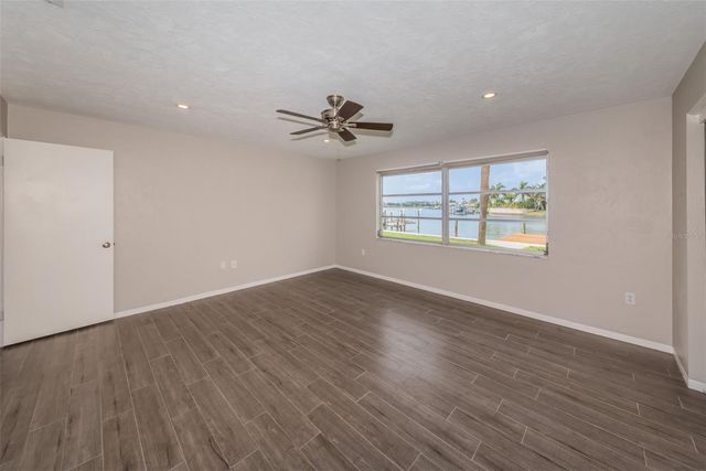 7927 11TH AVENUE S, St Petersburg, FL 33707