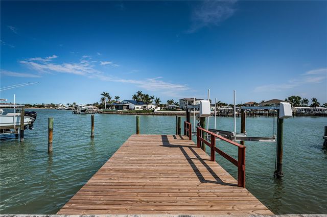 7927 11TH AVENUE S, St Petersburg, FL 33707