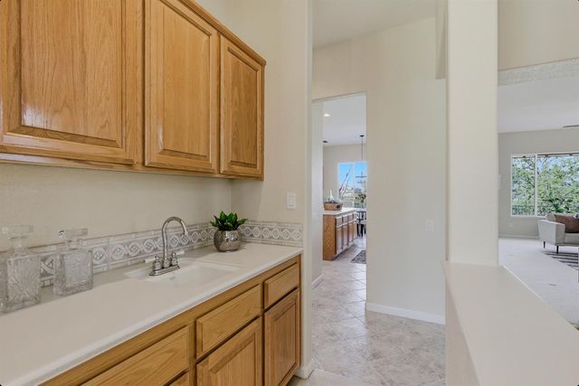 2436 Cody Ct, Rocklin, CA 95765