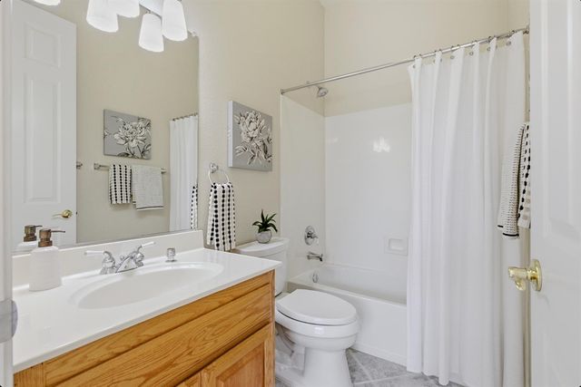 2436 Cody Ct, Rocklin, CA 95765