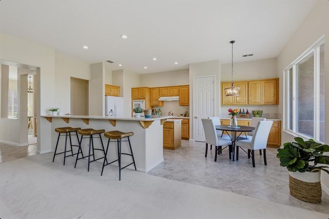 2436 Cody Ct, Rocklin, CA 95765