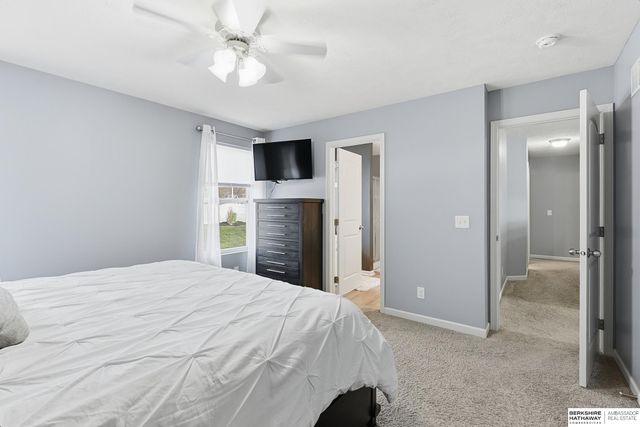 17224 Morgan Avenue, Gretna, NE 68028