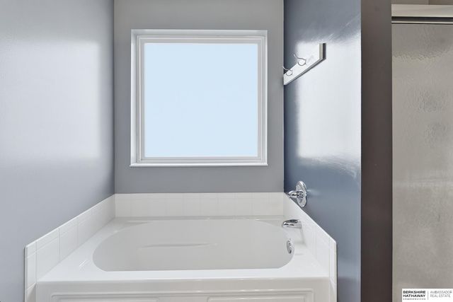 17224 Morgan Avenue, Gretna, NE 68028